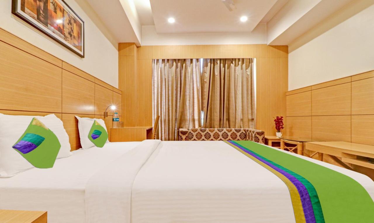 Treebo Galaxy Rooms New Delhi Bagian luar foto