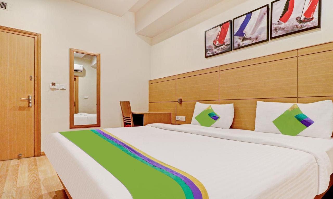 Treebo Galaxy Rooms New Delhi Bagian luar foto